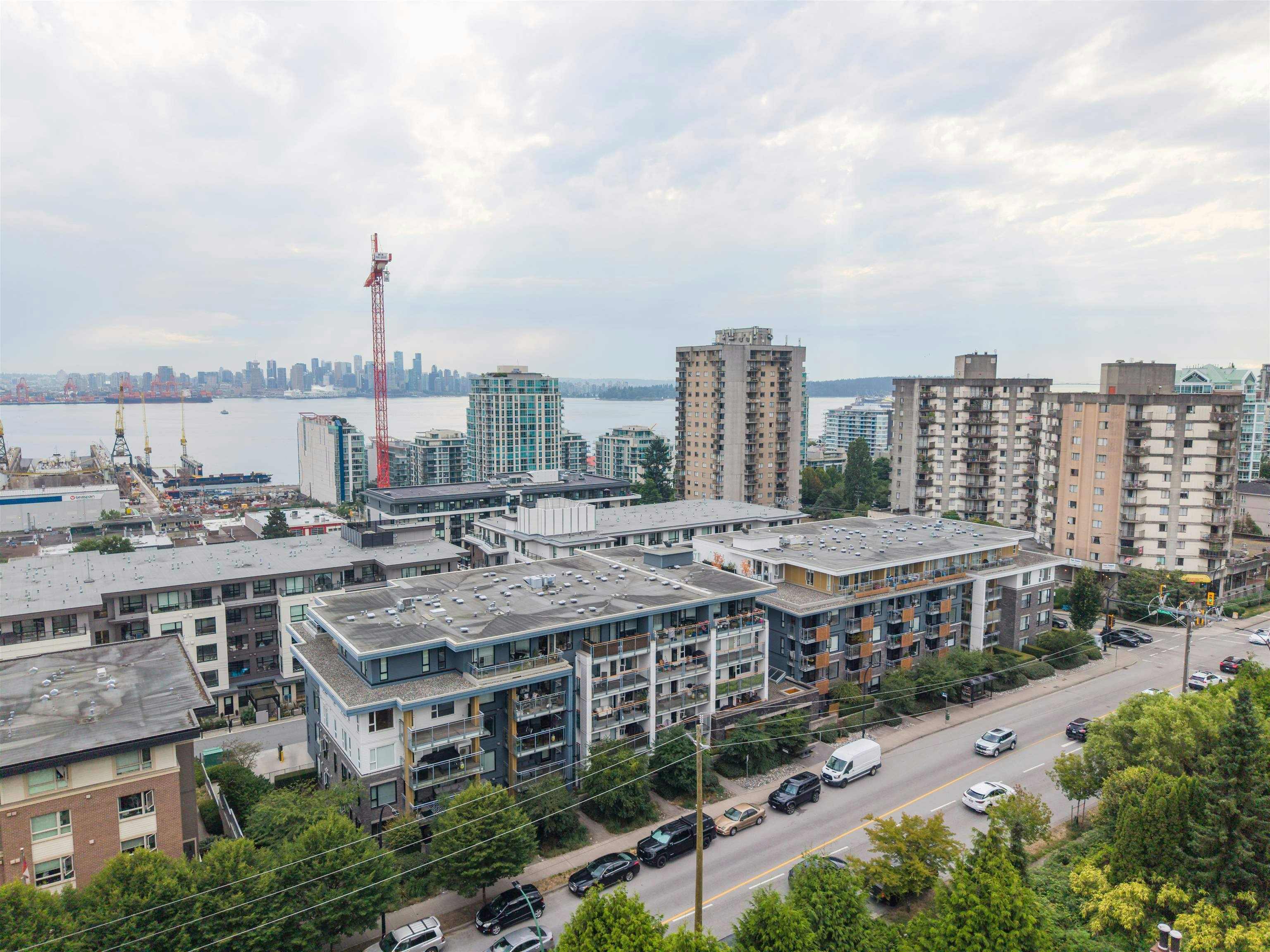 414-221 E 3rd Street, North Vancouver, BC, V7L 0C1