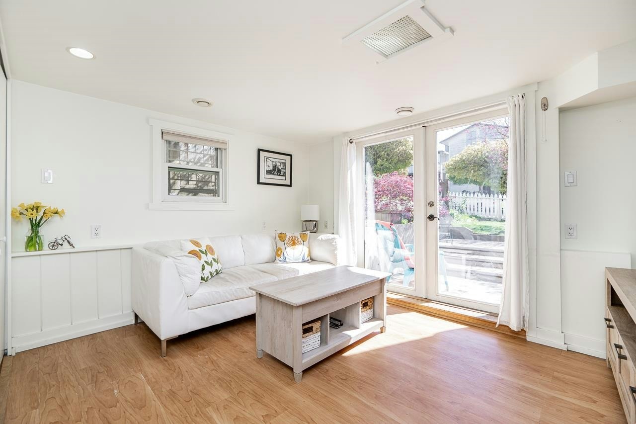 3415 Dundas Street, Vancouver, BC, V5K 1R9 - 24