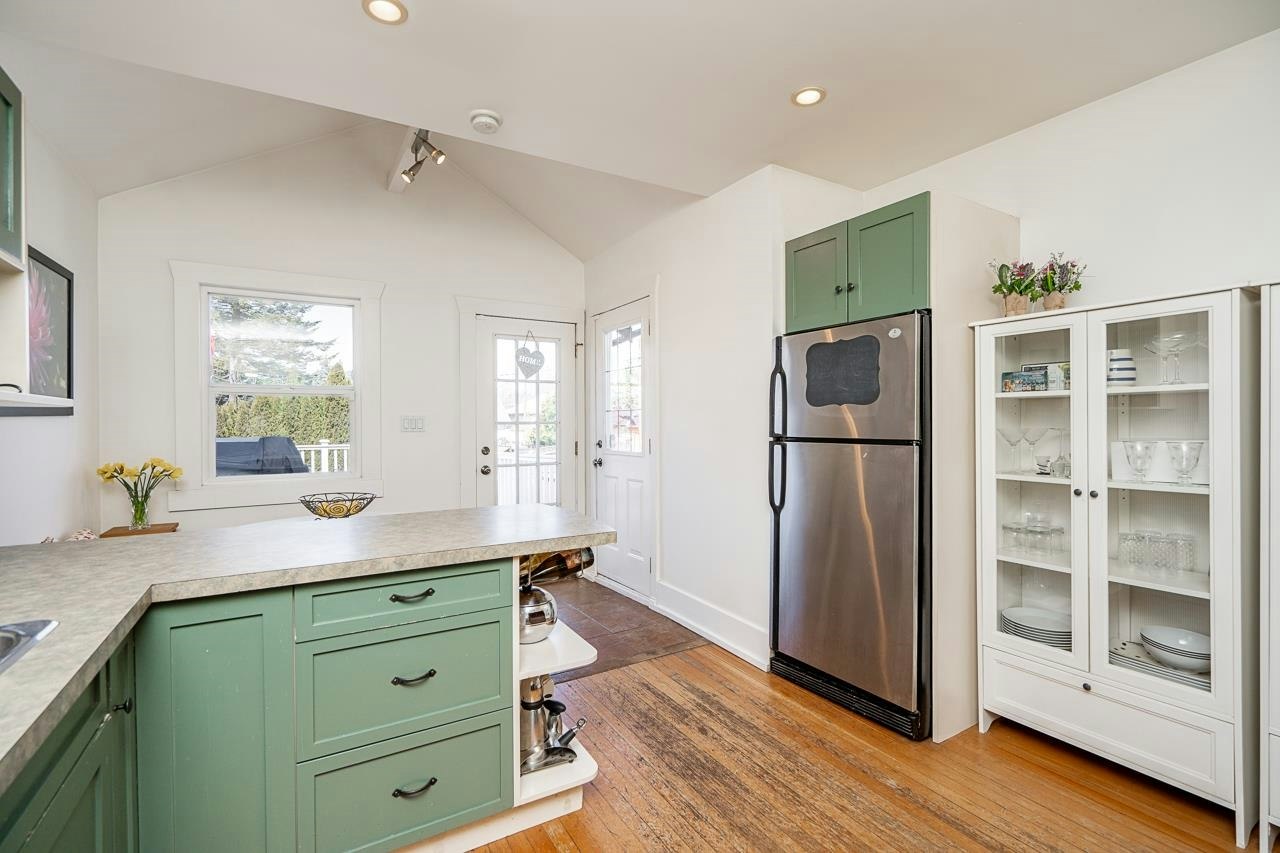 3415 Dundas Street, Vancouver, BC, V5K 1R9 - 14