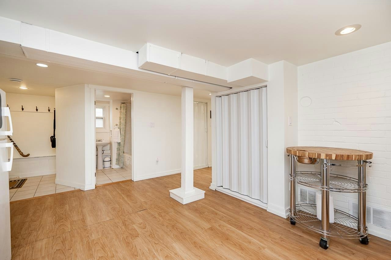 3415 Dundas Street, Vancouver, BC, V5K 1R9 - 29
