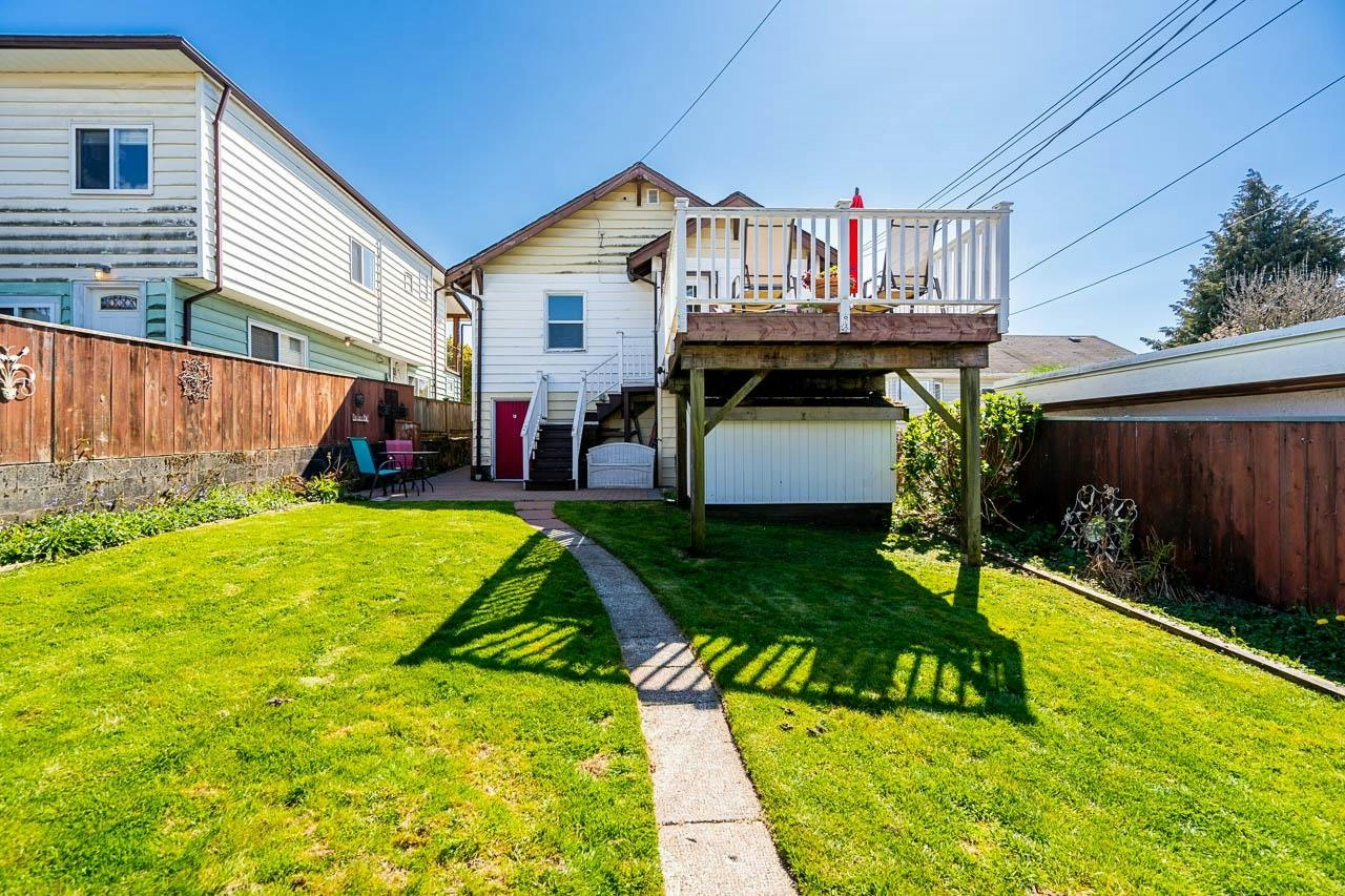 3415 Dundas Street - 4