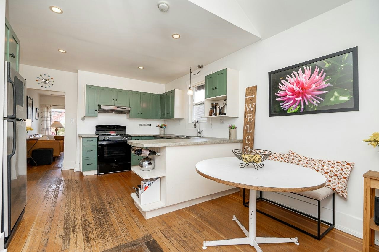 3415 Dundas Street, Vancouver, BC, V5K 1R9 - 15