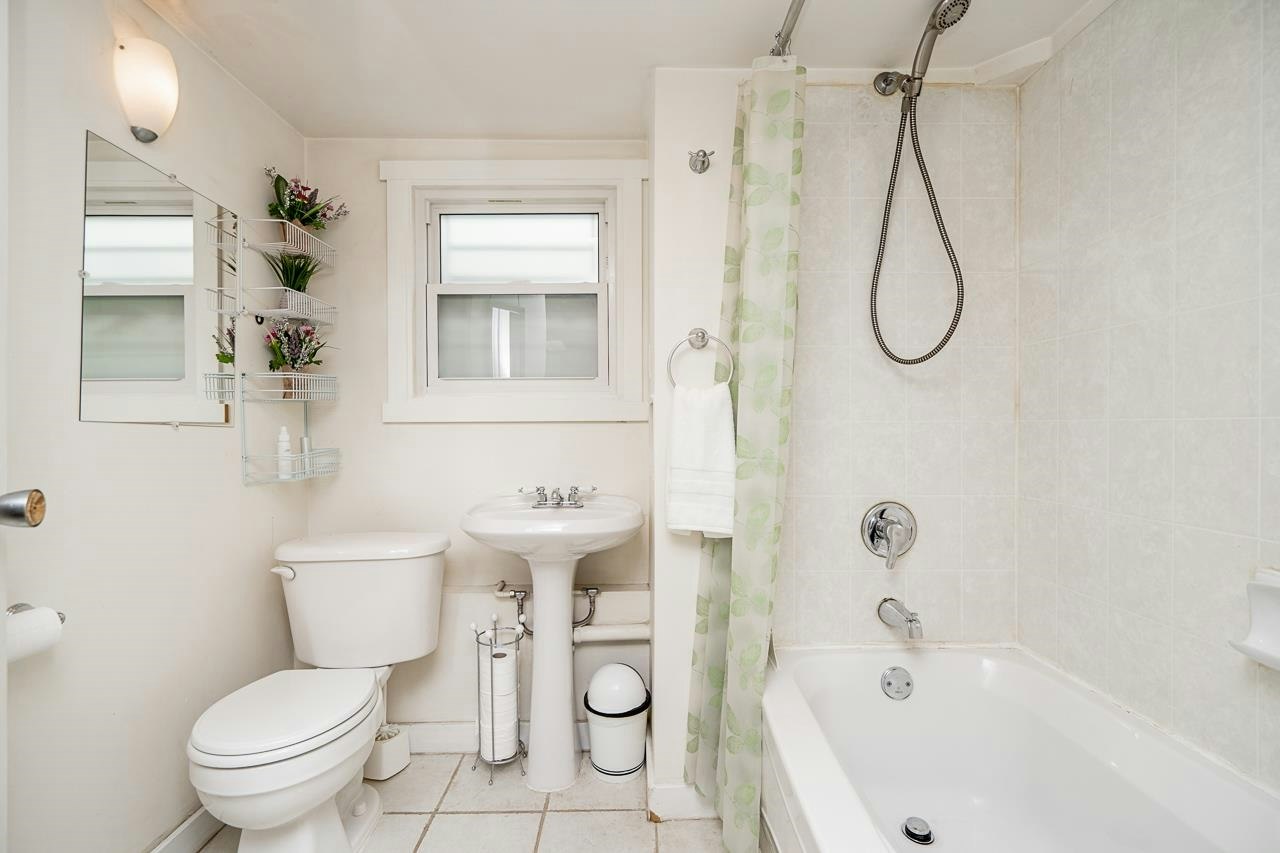 3415 Dundas Street, Vancouver, BC, V5K 1R9 - 28