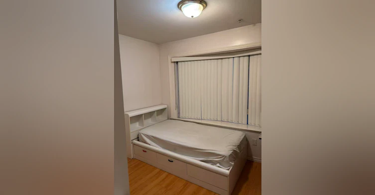 2000 East 2nd Avenue, Vancouver, BC, V5M 1E3 - 2
