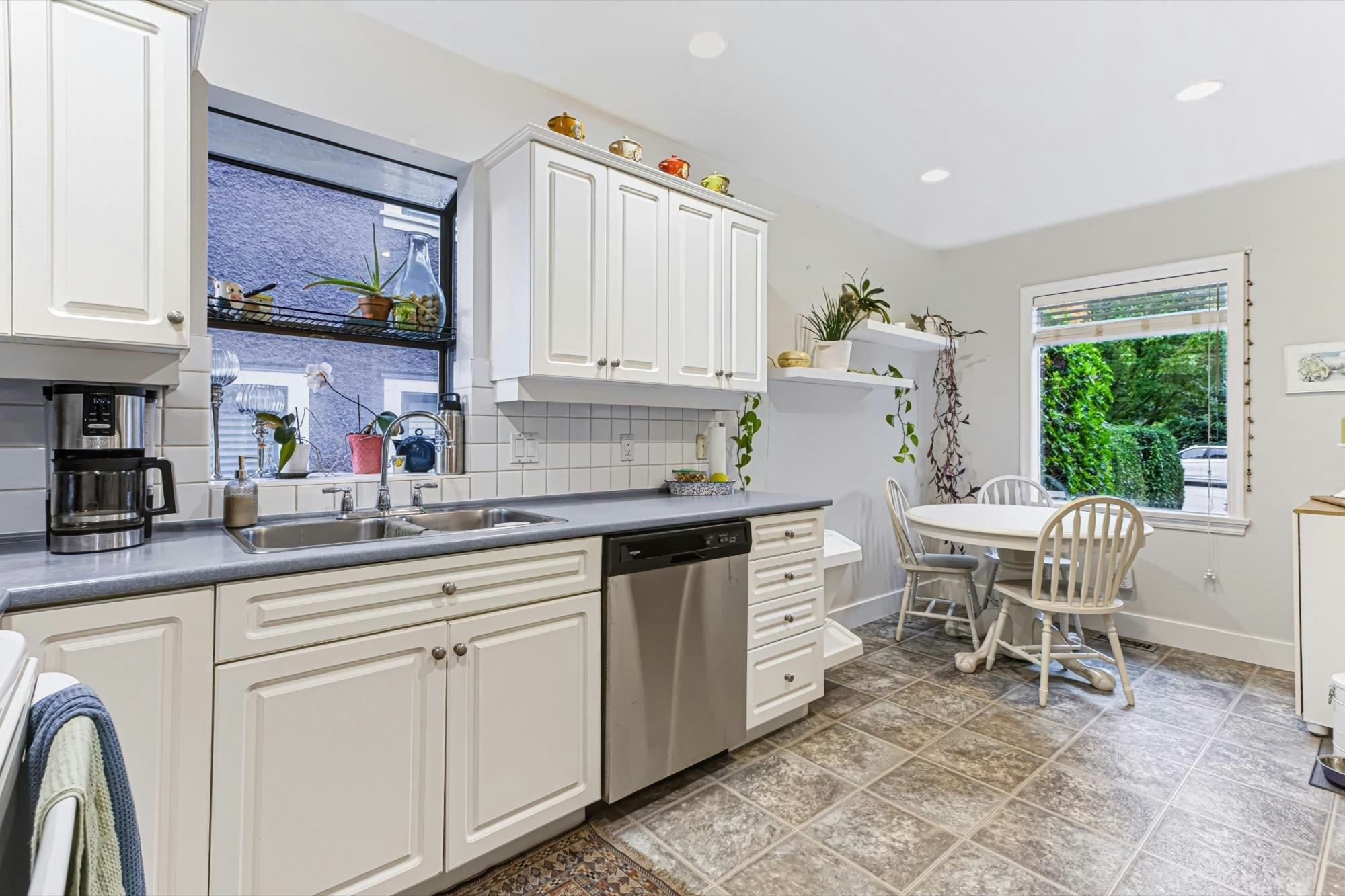 7455 West Boulevard, Vancouver, BC, V6P 5S2 - 6