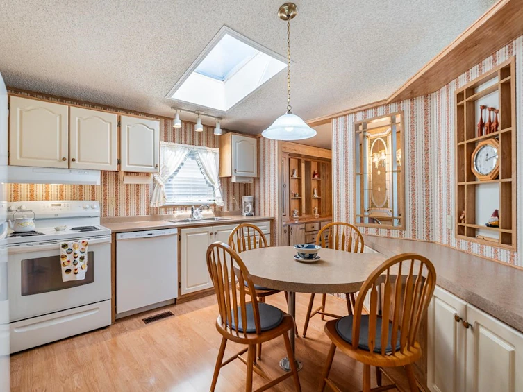 20-145 King Edward Street, Coquitlam, BC, V3K 6L1 - 16