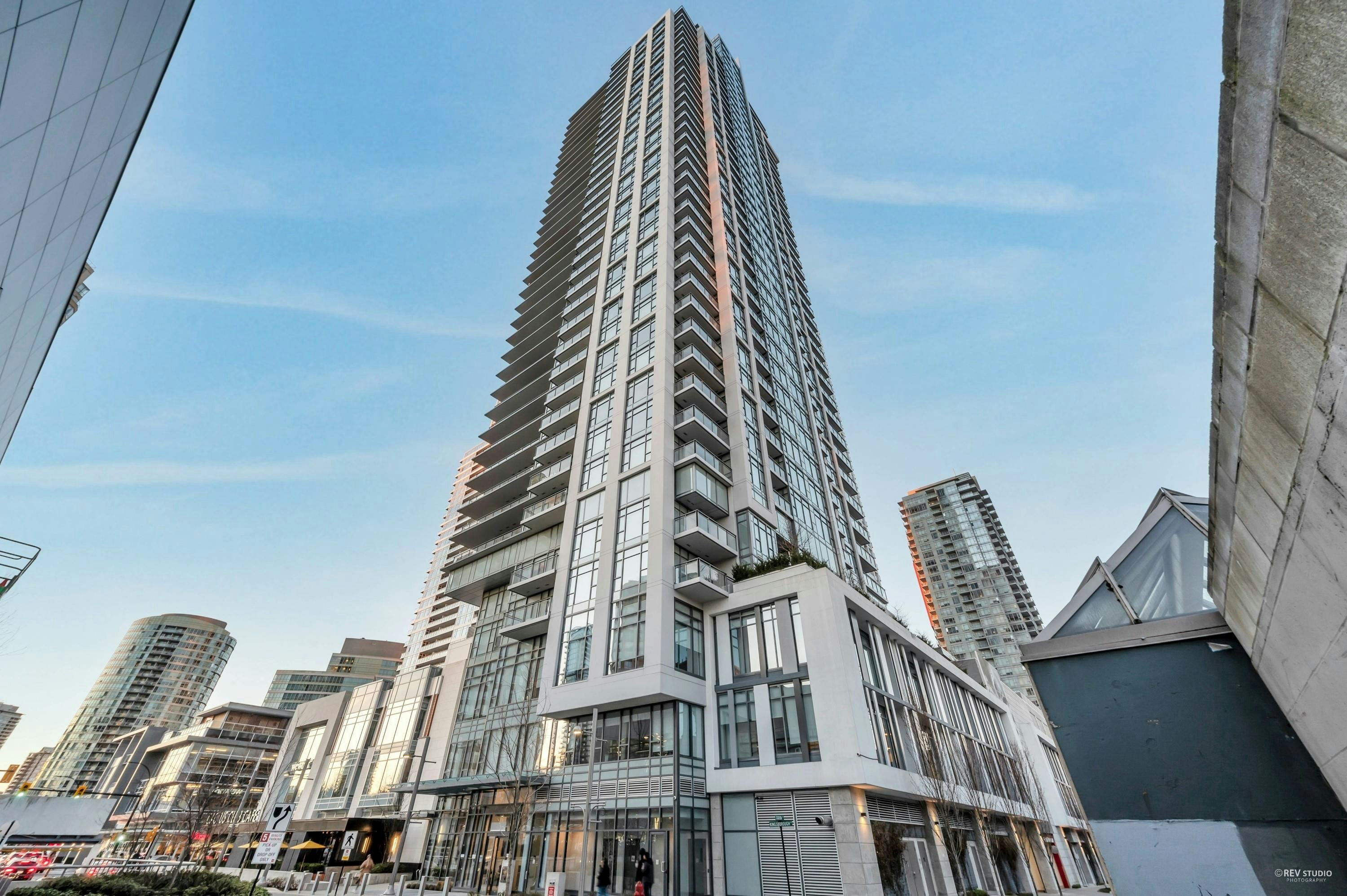 2203-6098 Station Street, Burnaby, BC, V5H 0H4 - 34