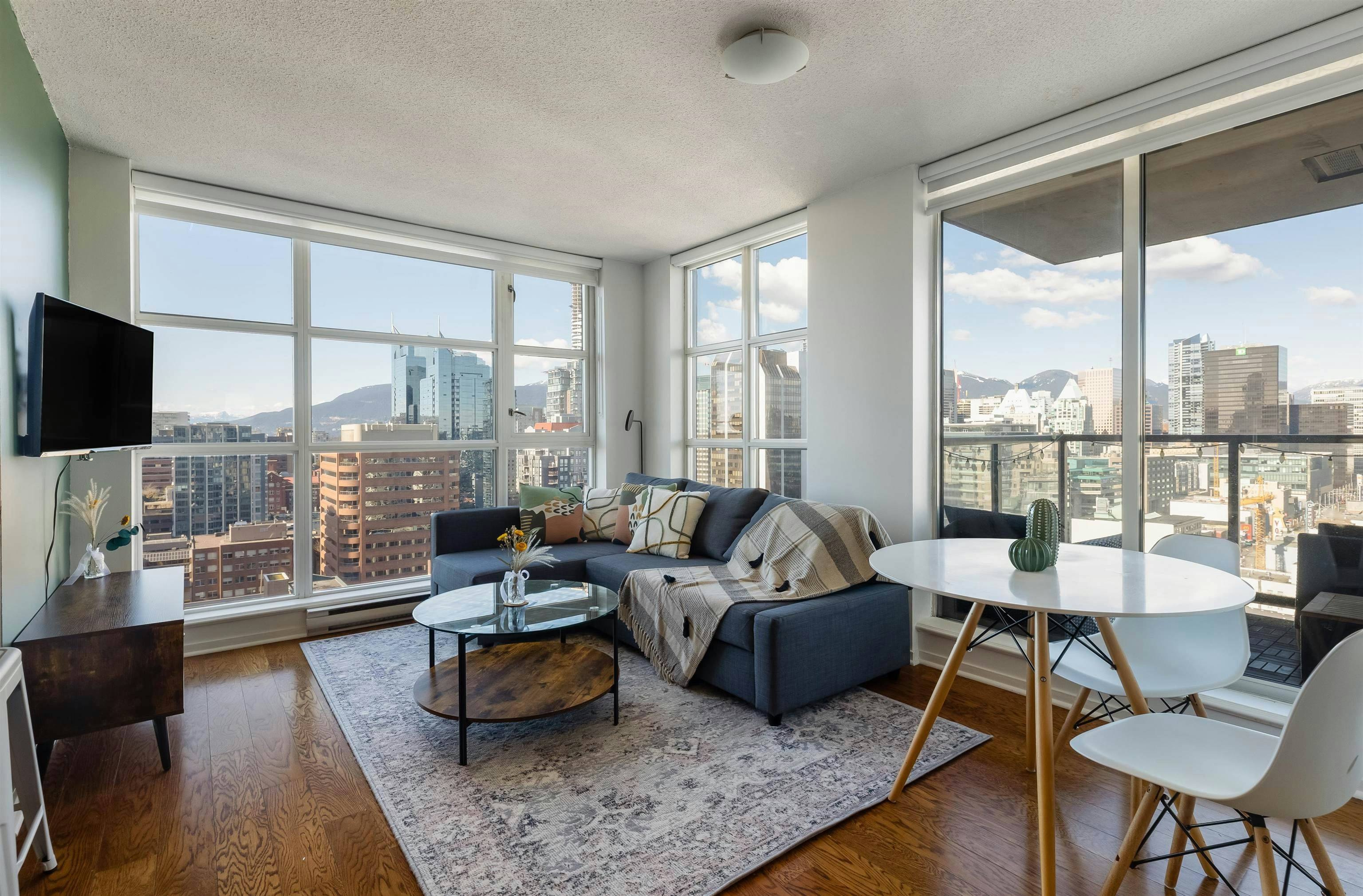 2402-1155 Seymour Street, Vancouver, BC, V6B 1K2