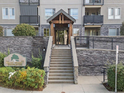 103-9000 Birch Street - 2
