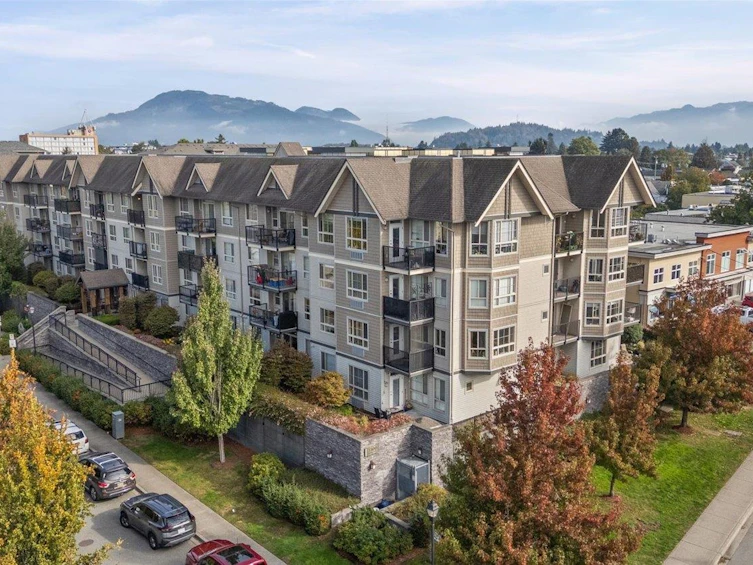 103-9000 Birch Street, Chilliwack, BC, V2P 8G2