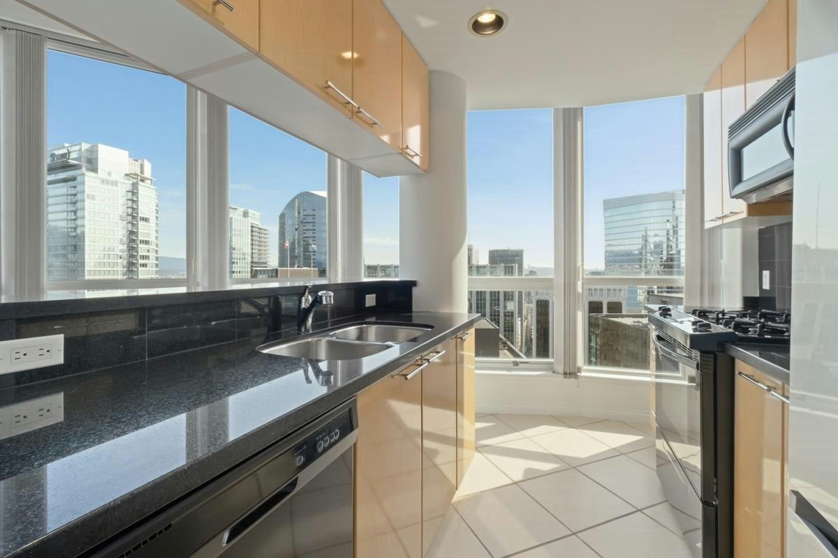 3501-1111 W Pender Street, Vancouver, BC, V6E 2P4 - 4