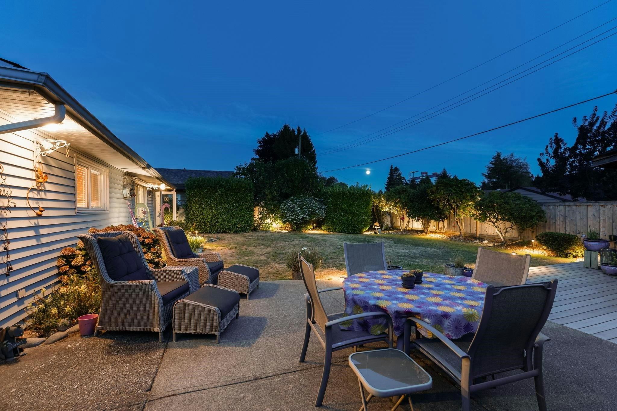 1283 Pinewood Crescent, North Vancouver, BC, V7P 1G1 - 25