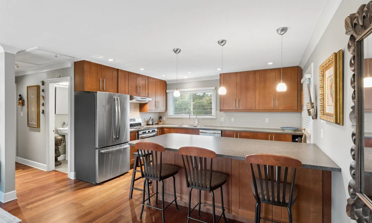 1283 Pinewood Crescent