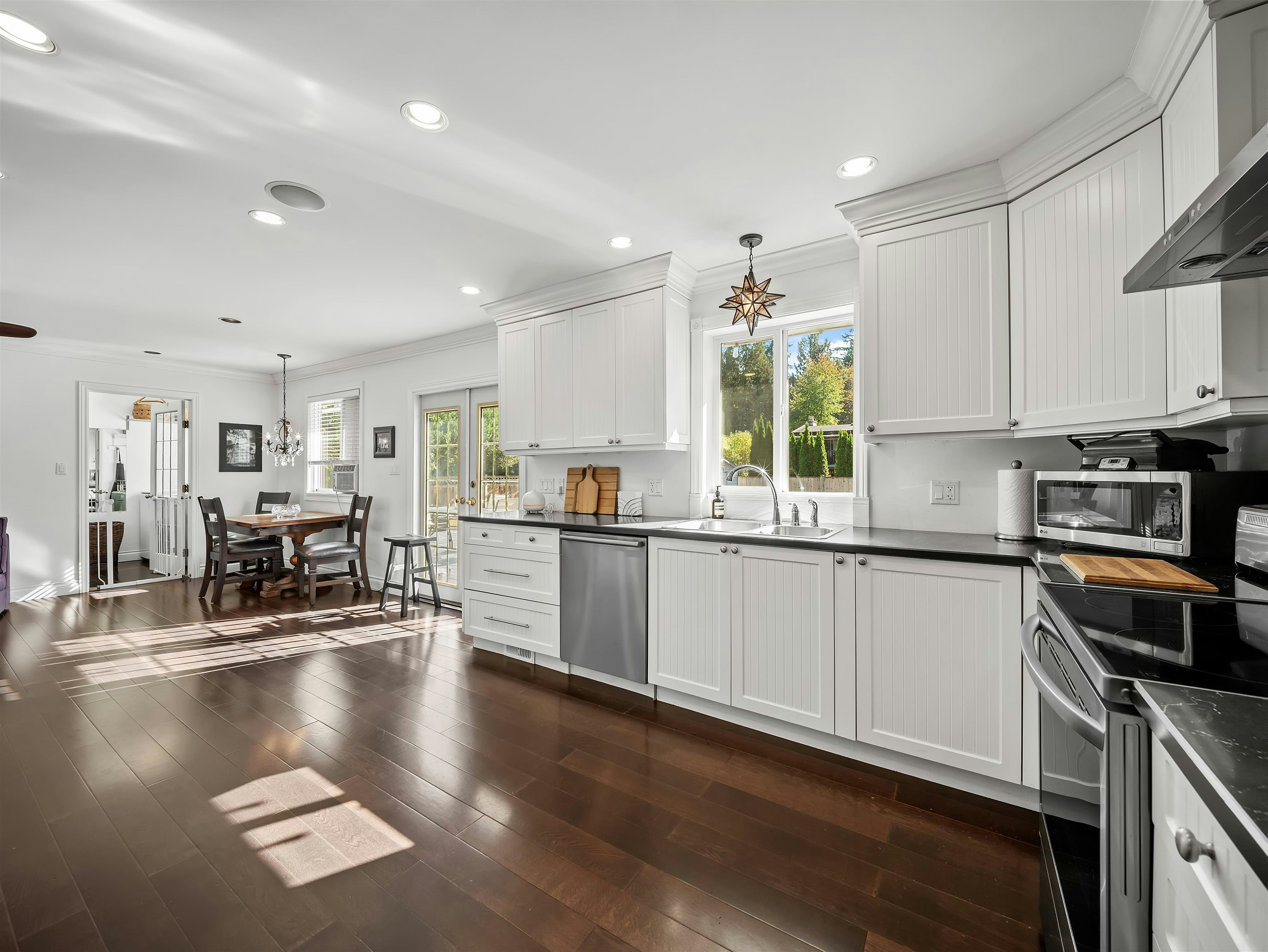 20068 42 Avenue, Langley, BC, V3A 3A5 - 12