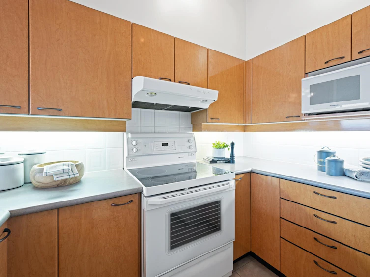 2102-10 Laguna Court, New Westminster, BC, V3M 6W3 - 6