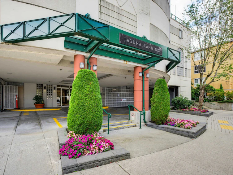 2102-10 Laguna Court, New Westminster, BC, V3M 6W3 - 30
