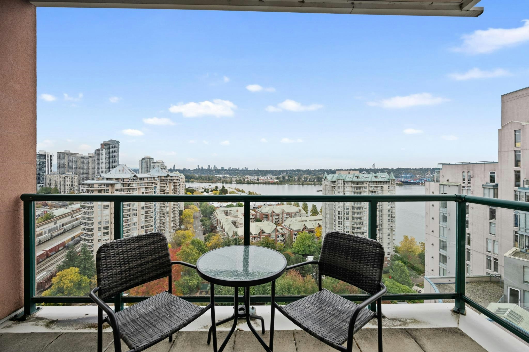 2102-10 Laguna Court, New Westminster, BC, V3M 6W3 - 16