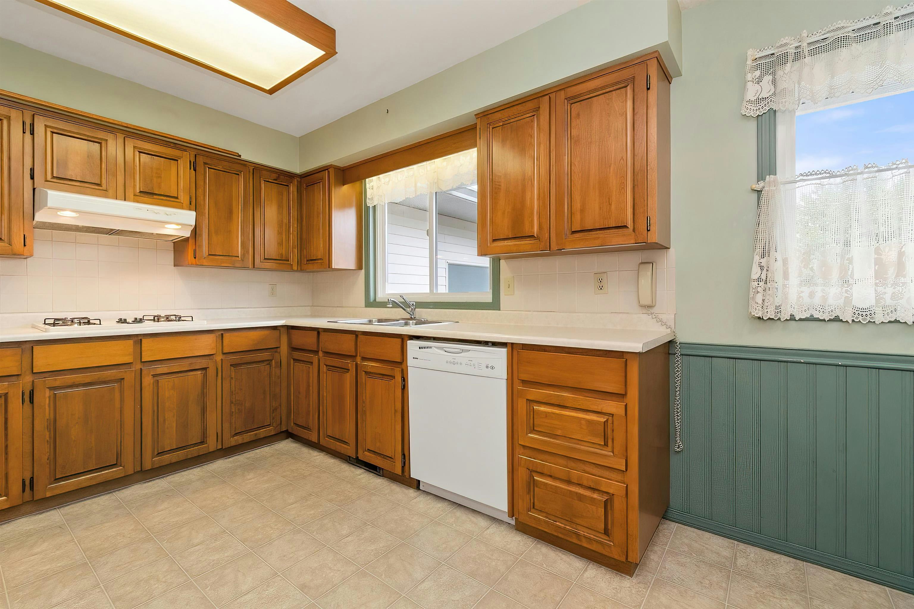 46634 Elliott Avenue, Chilliwack, BC, V2P 7S7 - 14