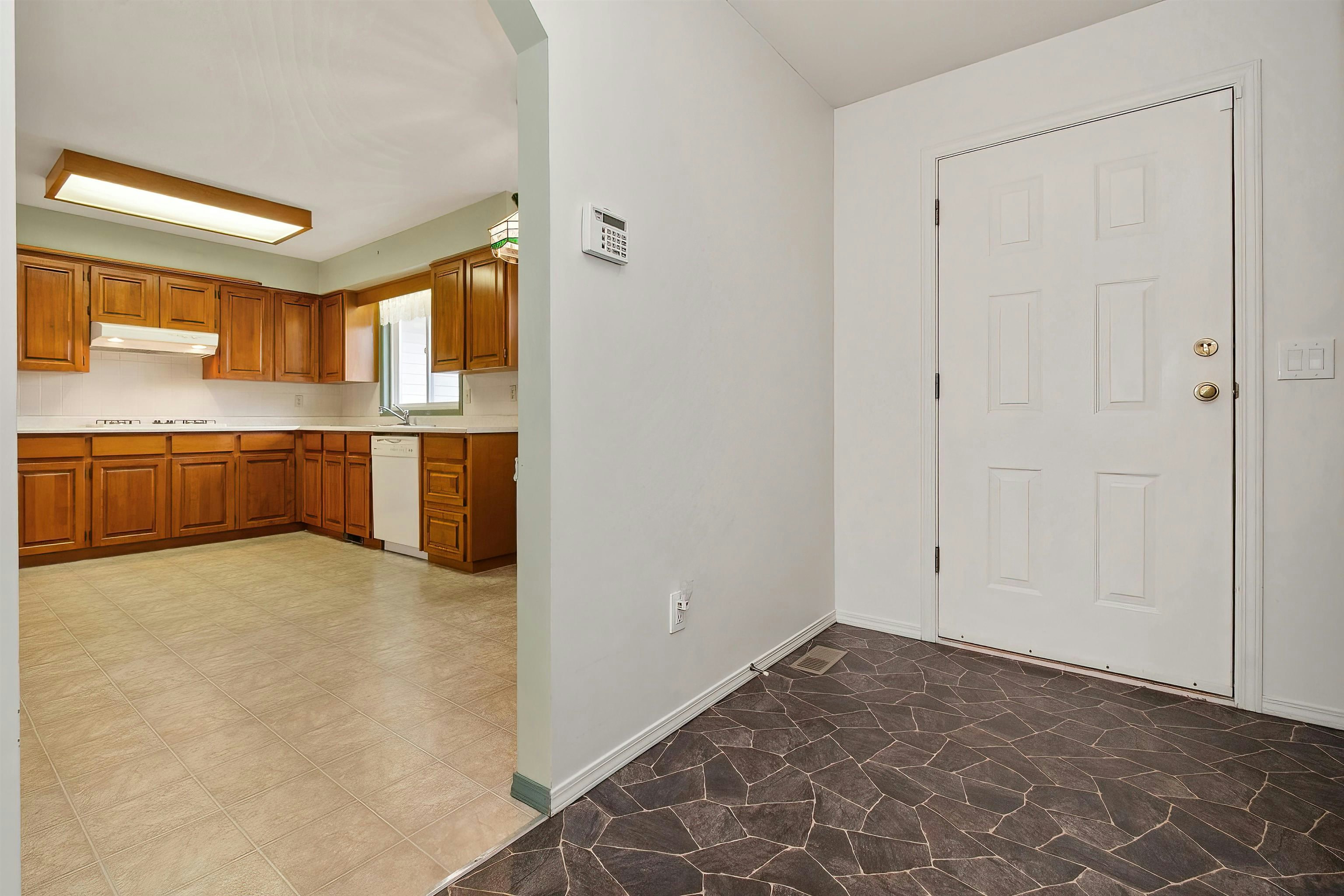 46634 Elliott Avenue, Chilliwack, BC, V2P 7S7 - 16