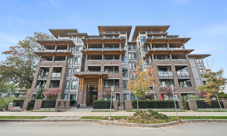 507-7579 16th Street