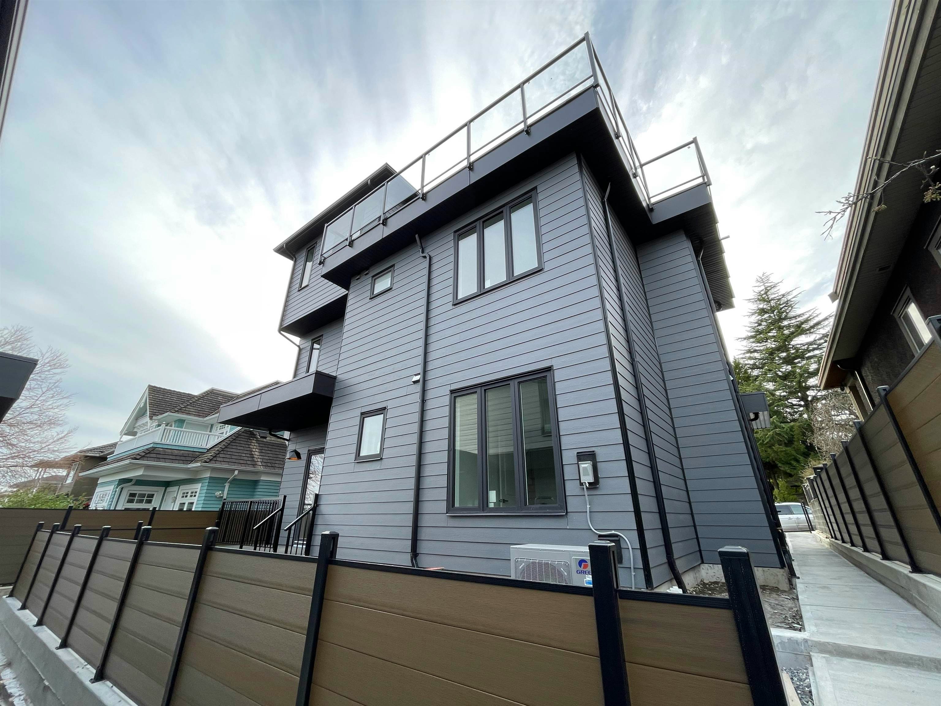 2-2452 Harrison Drive, Vancouver, BC, V5P 2P8