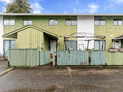 2-9342 Hazel Street - 2