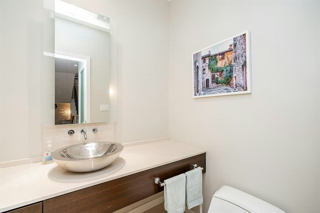 1163 W Cordova Street, Vancouver, BC, V6C 0A1 - 14