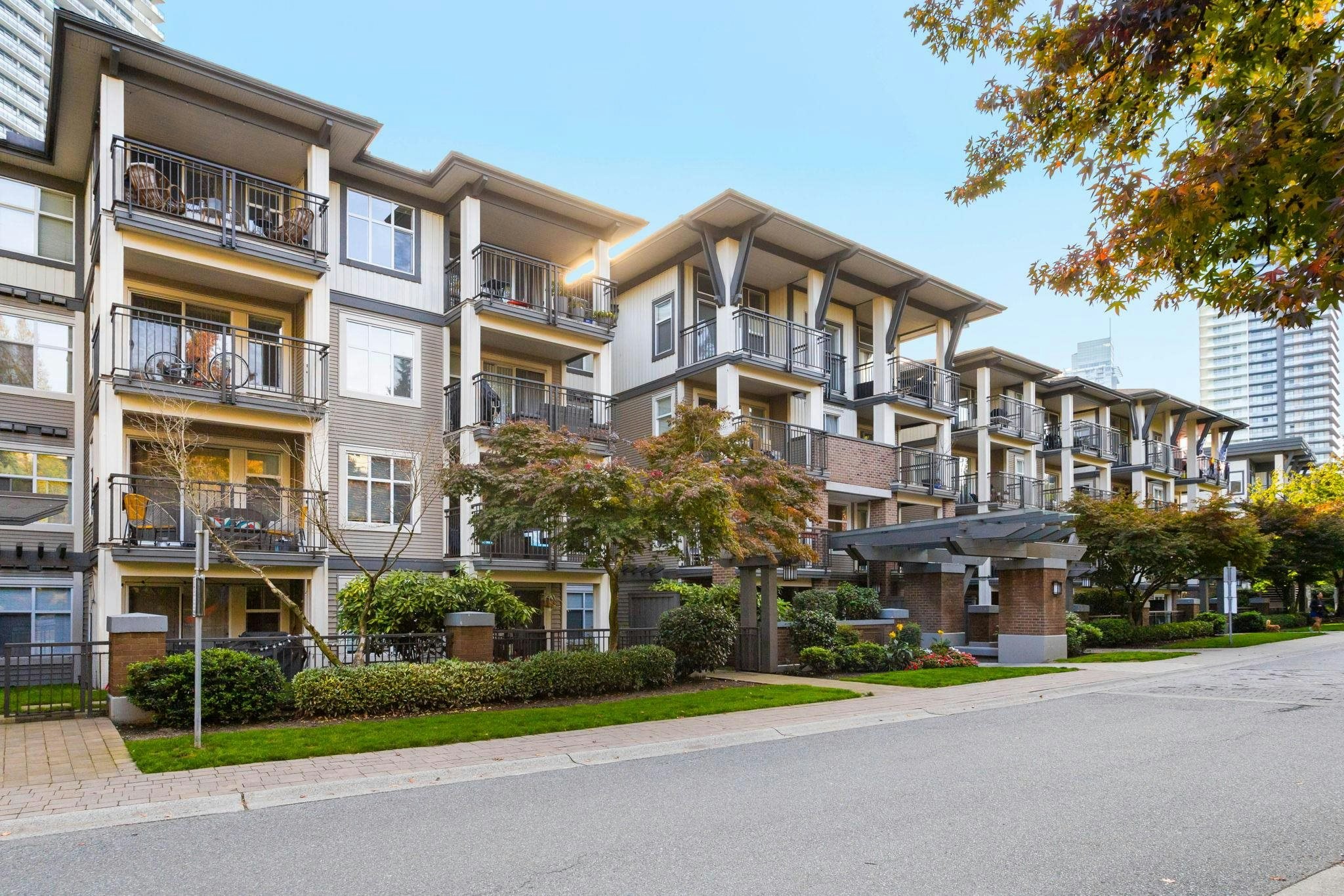 210-4768 Brentwood Drive, Burnaby, BC, V5C 0C7 - 2