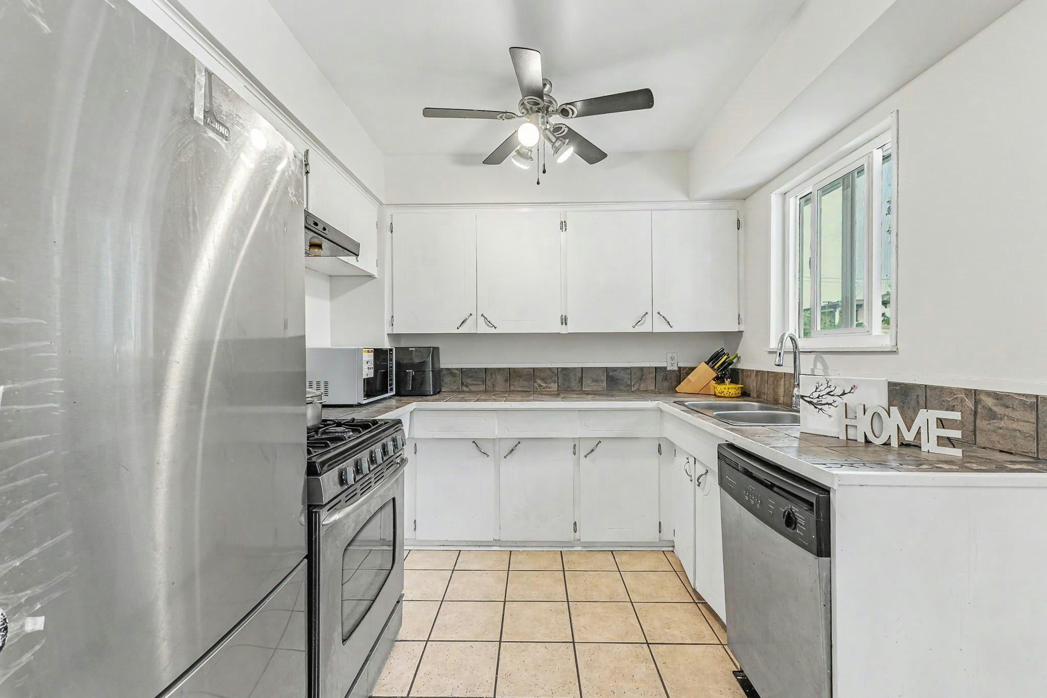 1684 Cornell Avenue, Coquitlam, BC, V3J 3A1 - 15
