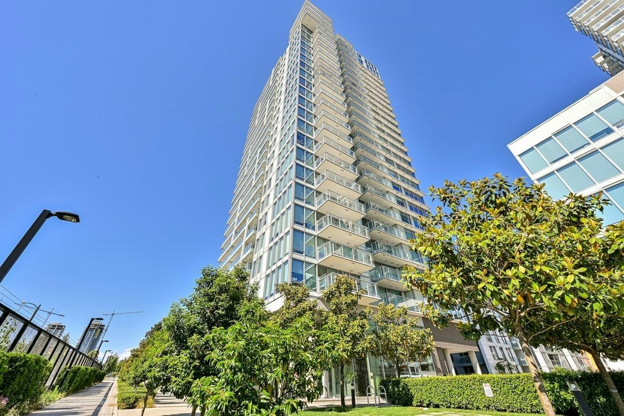 2406-8031 Nunavut Lane, Vancouver, BC, V5X 0C9