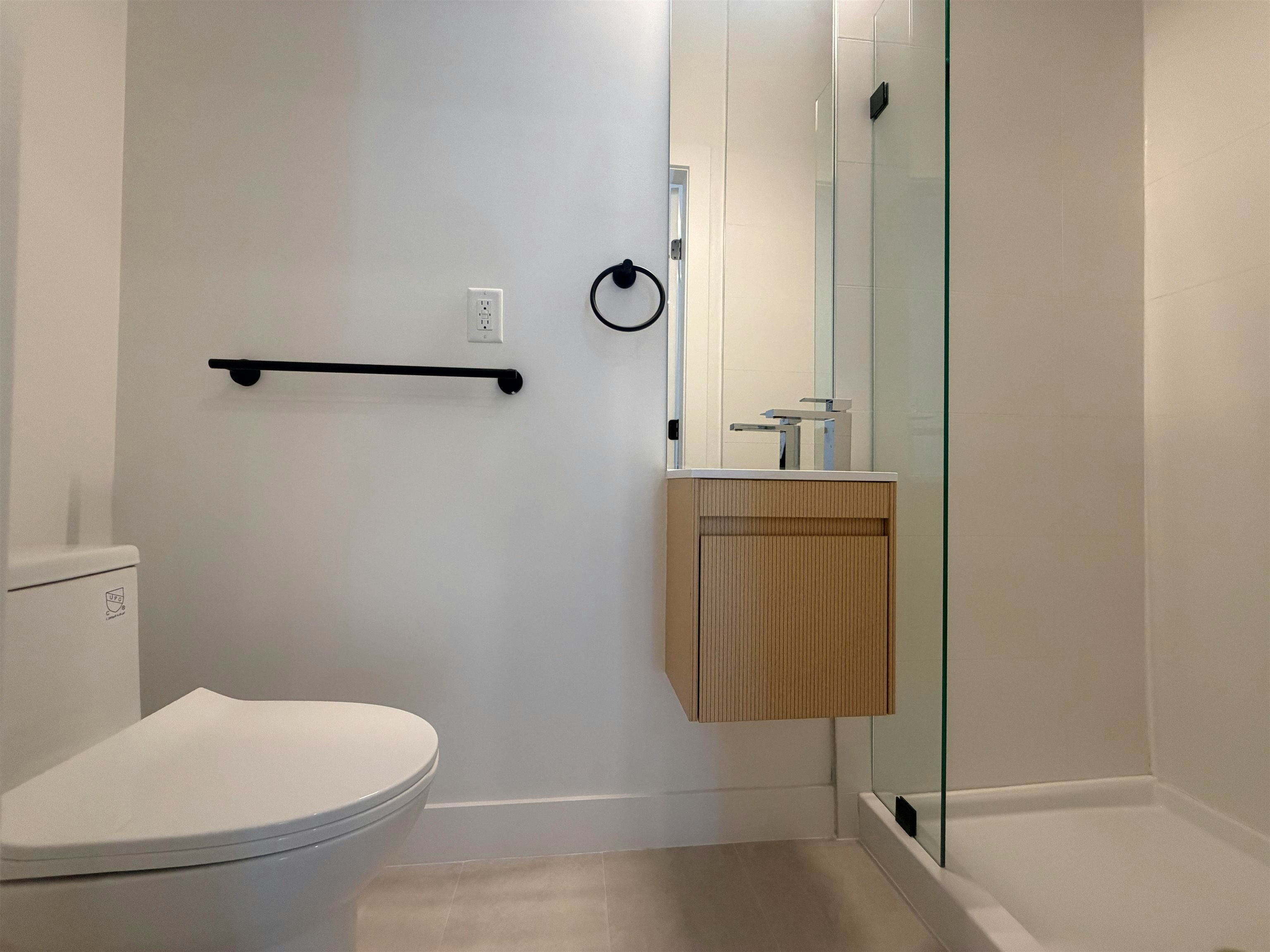 8899 Spires Road, Richmond, BC, V6Y 1X1 - 23