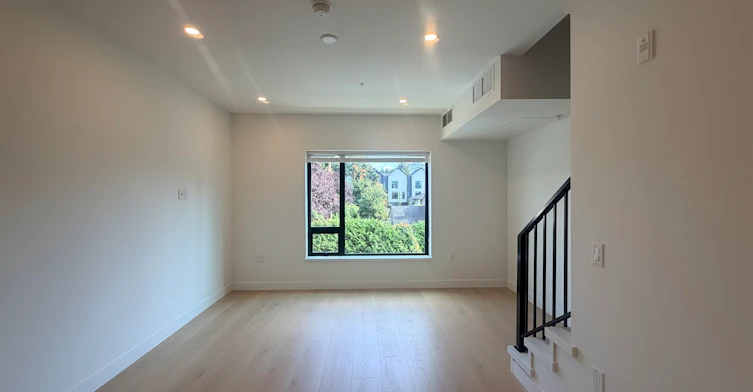 8899 Spires Road, Richmond, BC, V6Y 1X1 - 4