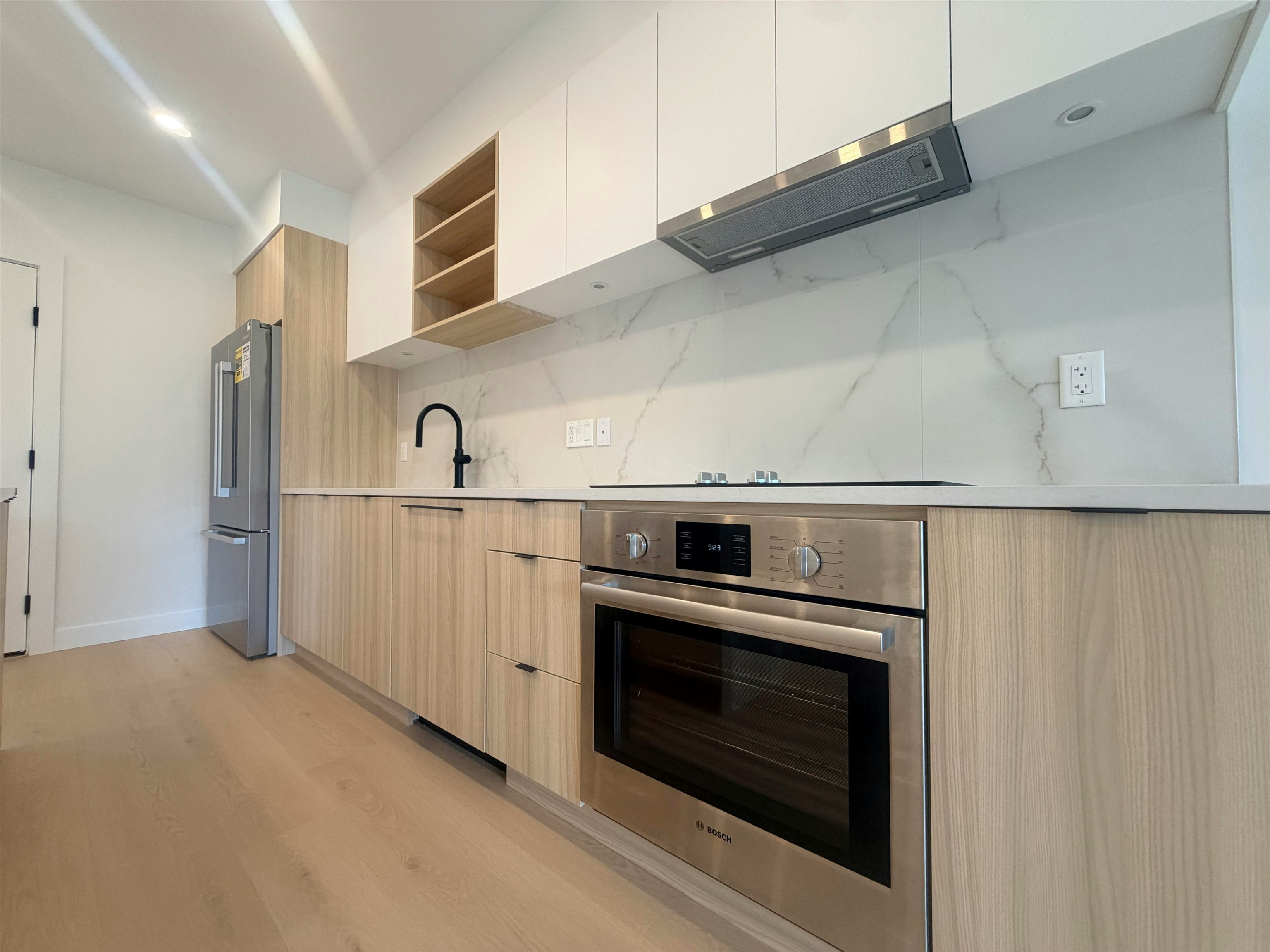 8899 Spires Road, Richmond, BC, V6Y 1X1 - 5