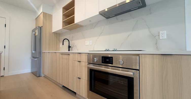 8899 Spires Road, Richmond, BC, V6Y 1X1 - 5