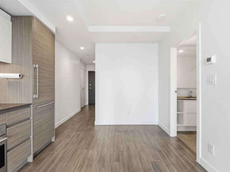 701-13615 Fraser Highway, Surrey, BC, V3T 0P7 - 18