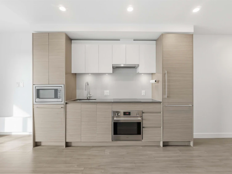 701-13615 Fraser Highway, Surrey, BC, V3T 0P7 - 10