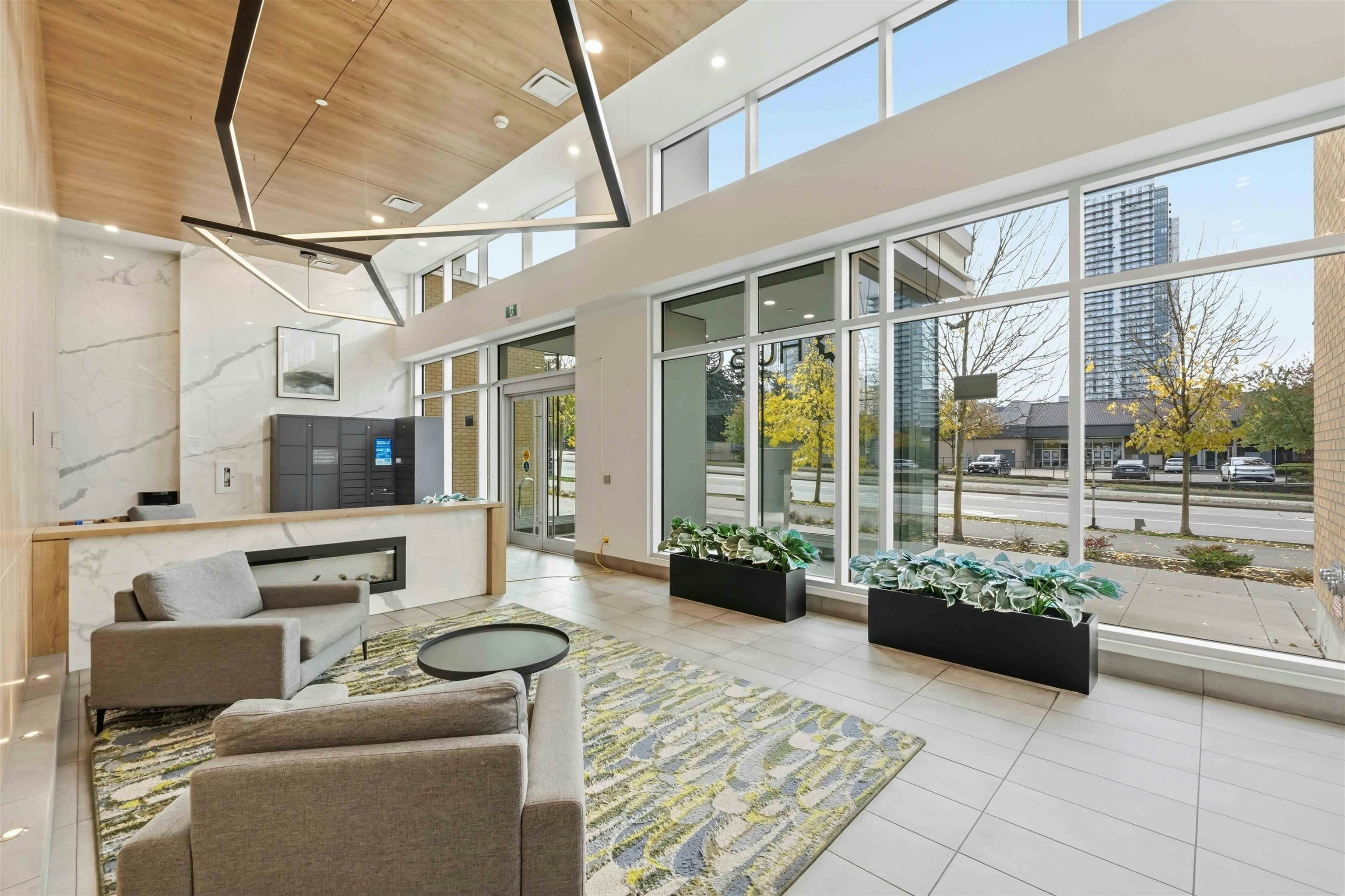701-13615 Fraser Highway, Surrey, BC, V3T 0P7 - 9