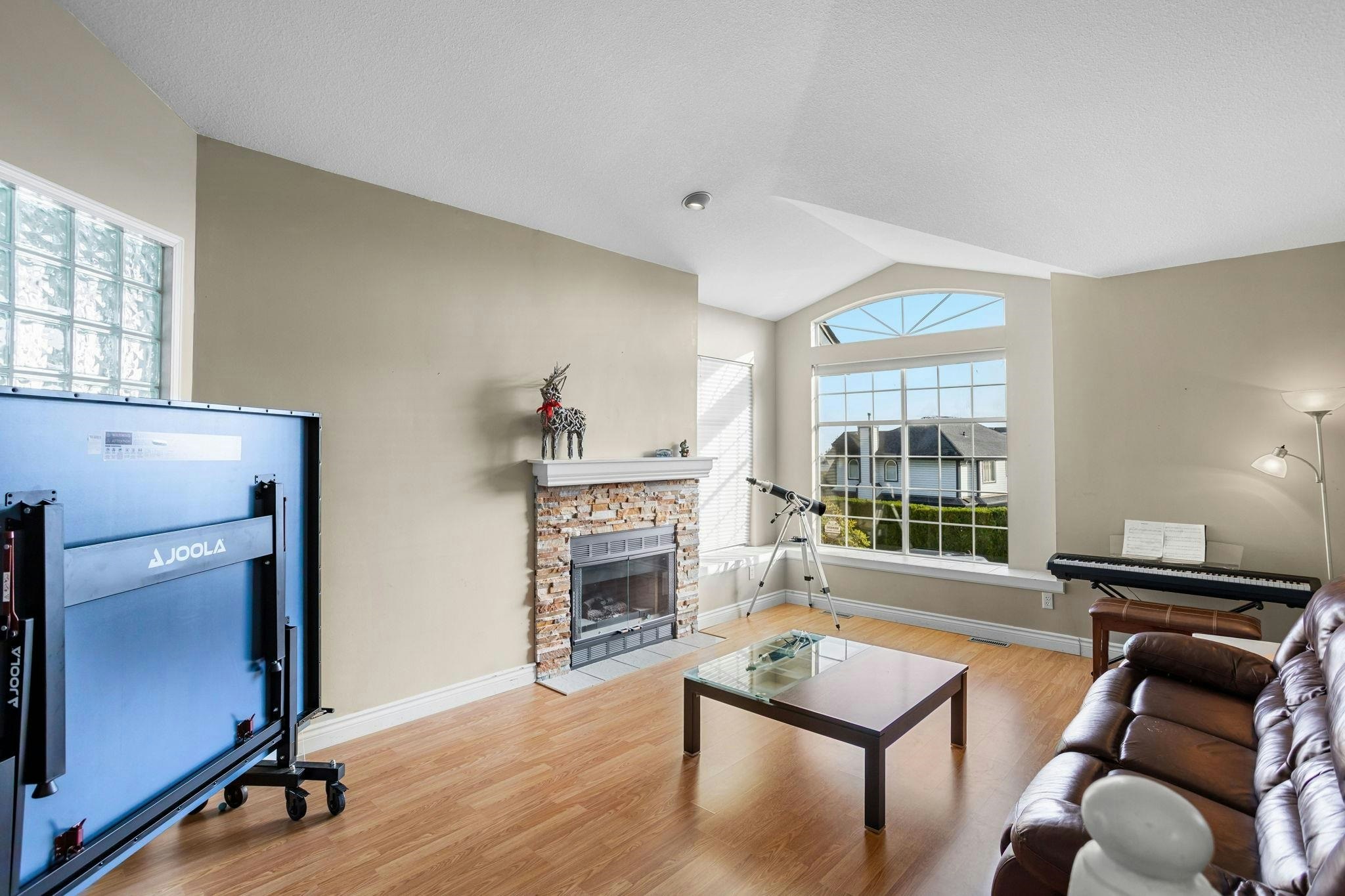 1147 Earls Court, Port Coquitlam, BC, V3C 5N7 - 5
