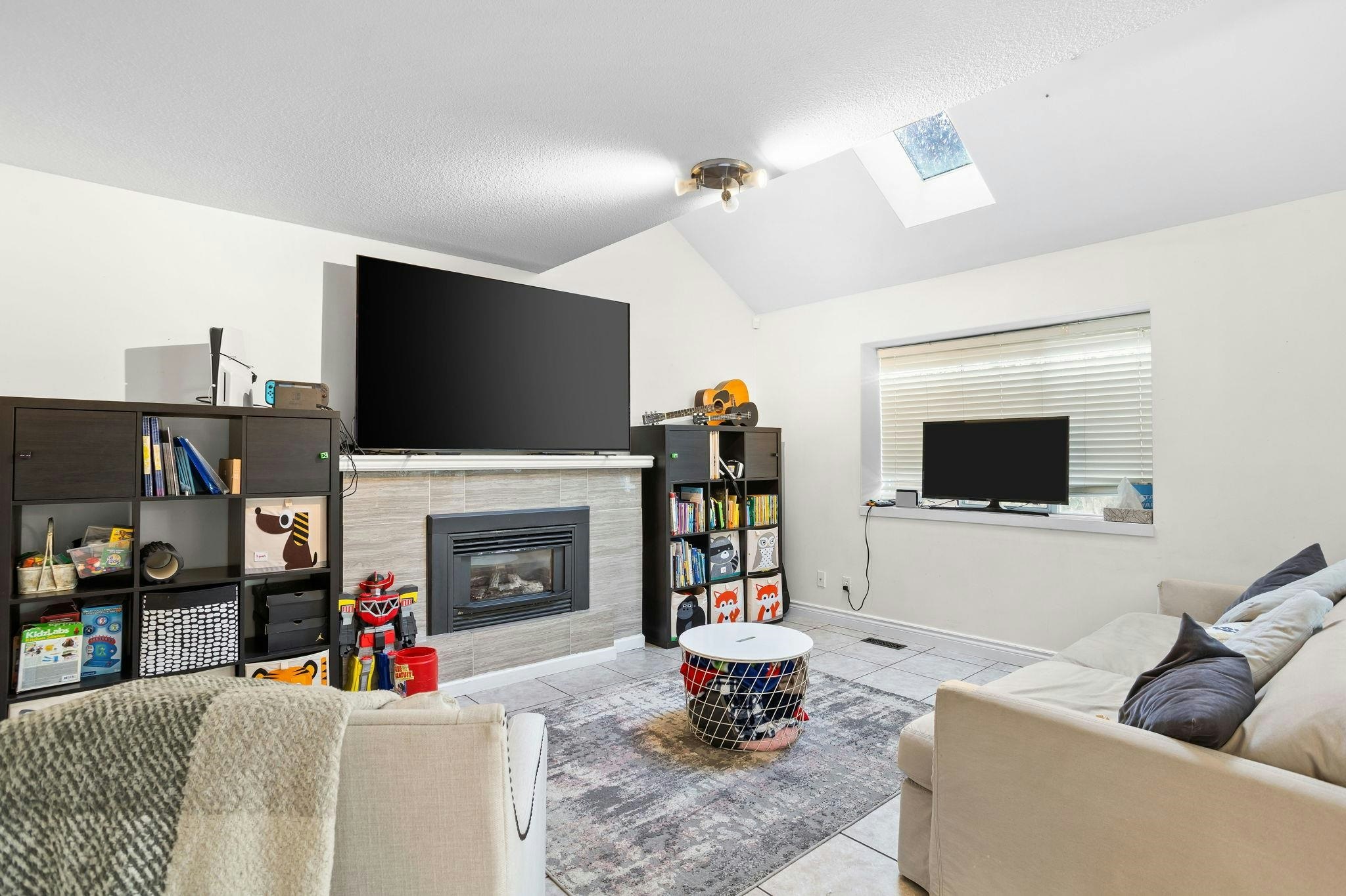 1147 Earls Court, Port Coquitlam, BC, V3C 5N7 - 8