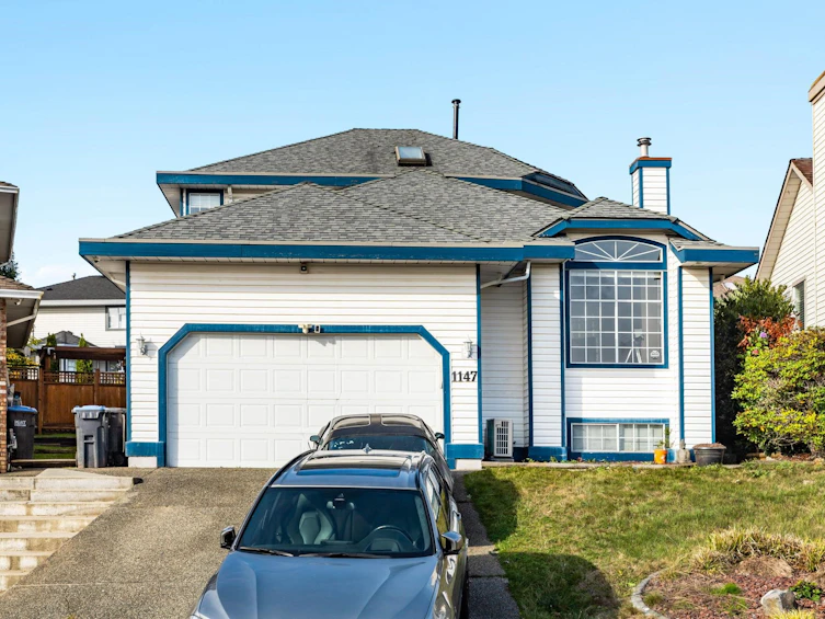 1147 Earls Court, Port Coquitlam, BC, V3C 5N7 - 2