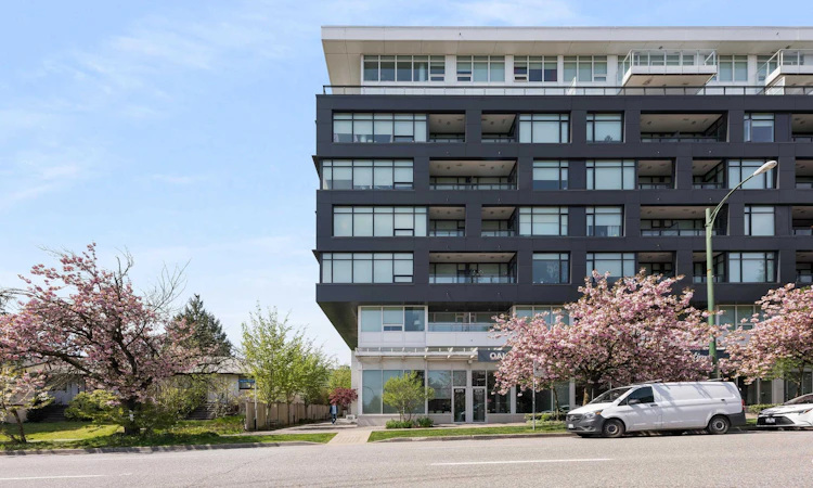 205-6383 Cambie Street