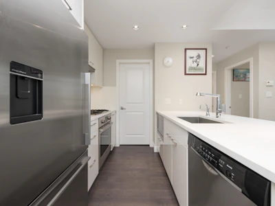 205-6383 Cambie Street - 4