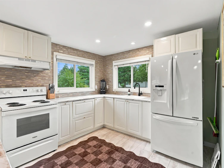 5734 Pebble Crescent, Sechelt, BC, V0N 3A0 - 17