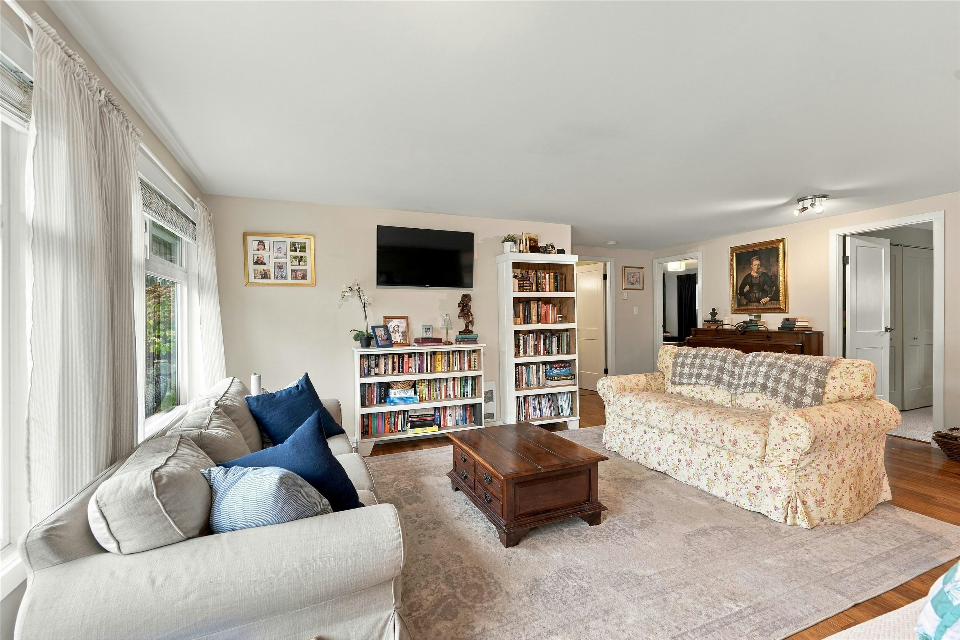 5734 Pebble Crescent, Sechelt, BC, V0N 3A0 - 7