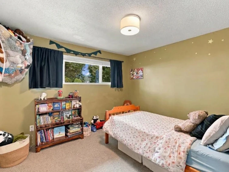 5734 Pebble Crescent, Sechelt, BC, V0N 3A0 - 28