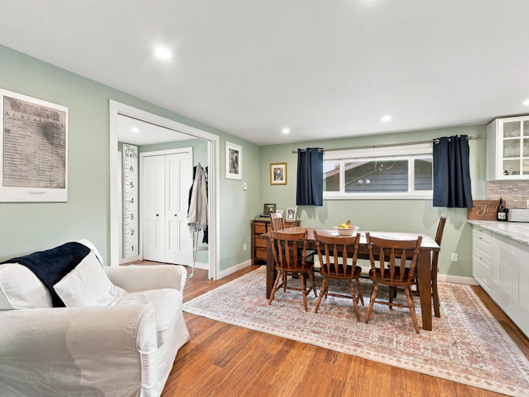 5734 Pebble Crescent, Sechelt, BC, V0N 3A0 - 11