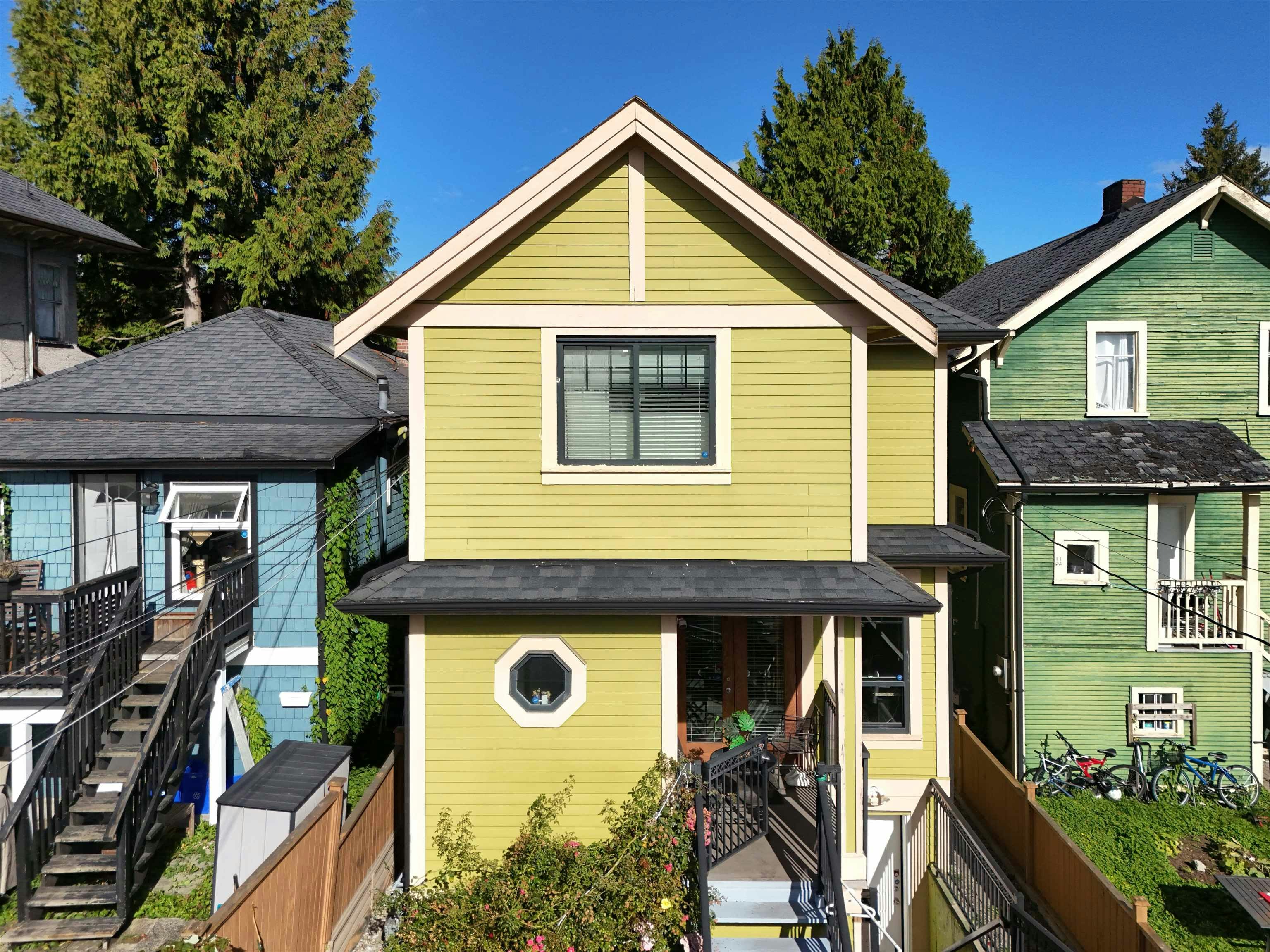 1124 E 12th Avenue, Vancouver, BC, V5T 2J9