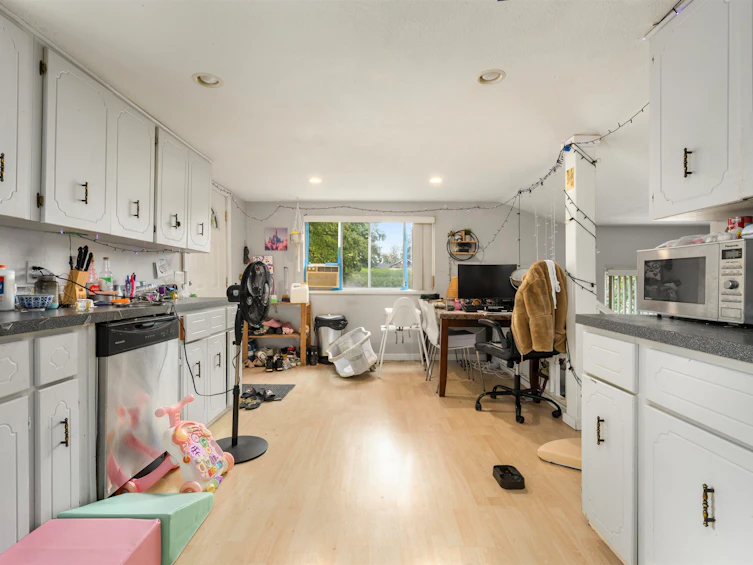 12116 Laity Street, Maple Ridge, BC, V2X 5A8 - 20