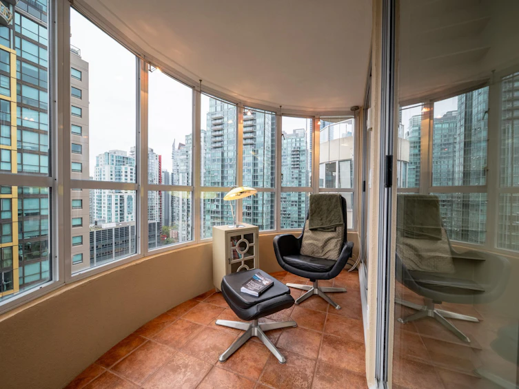 1801-717 Jervis Street, Vancouver, BC, V6E 4L5 - 11