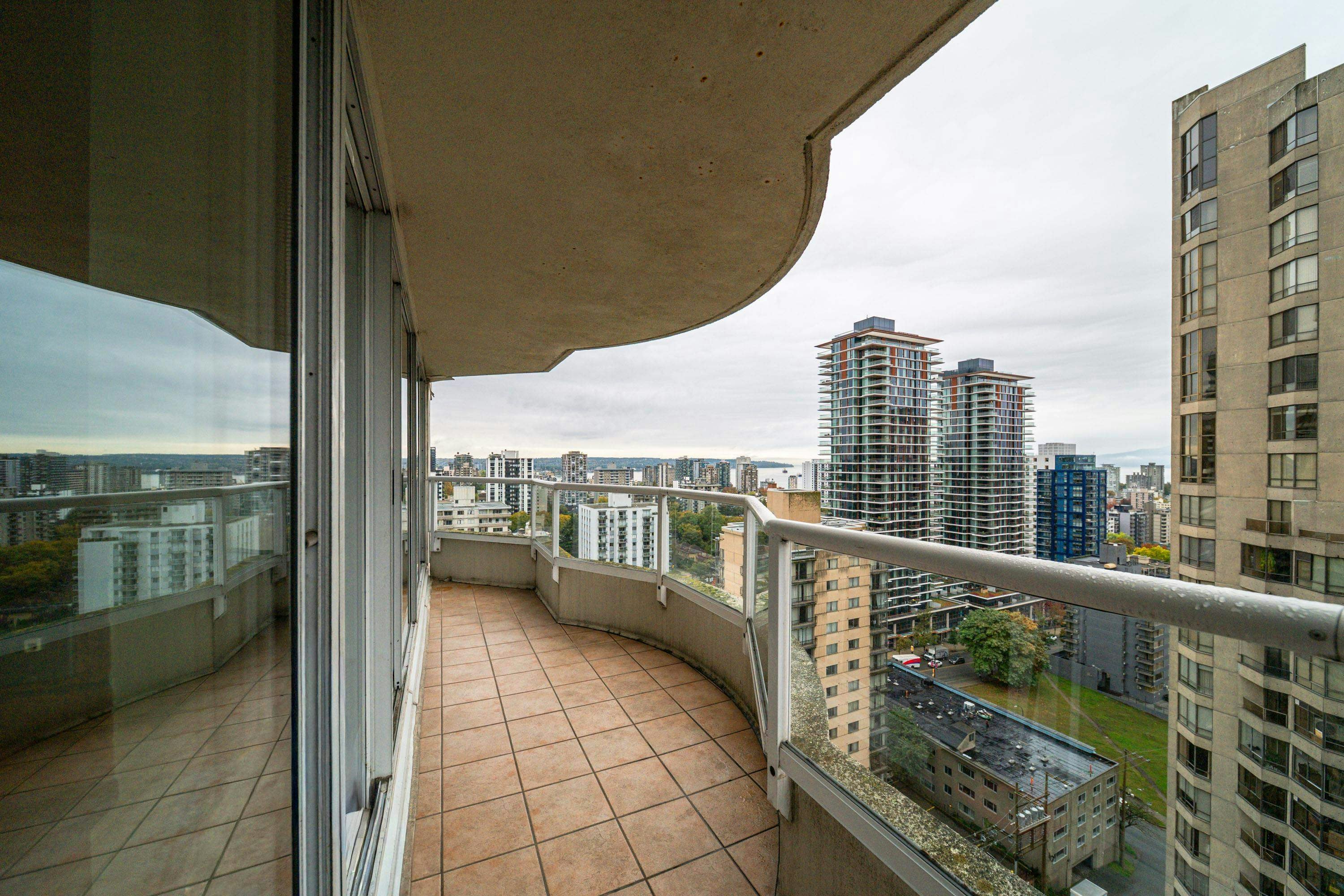 1801-717 Jervis Street, Vancouver, BC, V6E 4L5 - 27